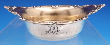 Nut Cup #A2433 not pierced GW .785oz 3 7/8